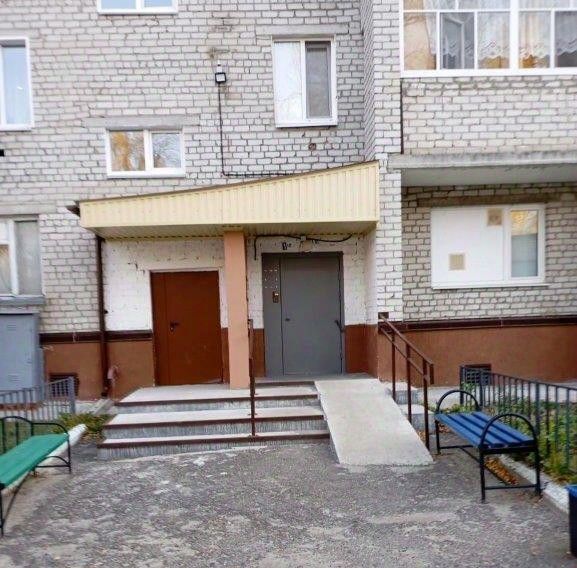 квартира г Тобольск р-н мкр Менделеево 17 фото 13