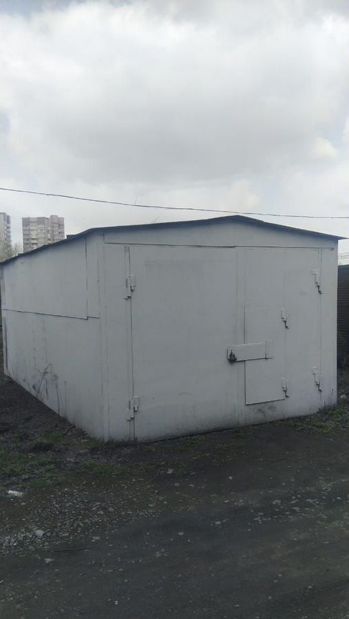 гараж г Новокузнецк р-н Центральный Кемеровская обл. — Кузбасс фото 2