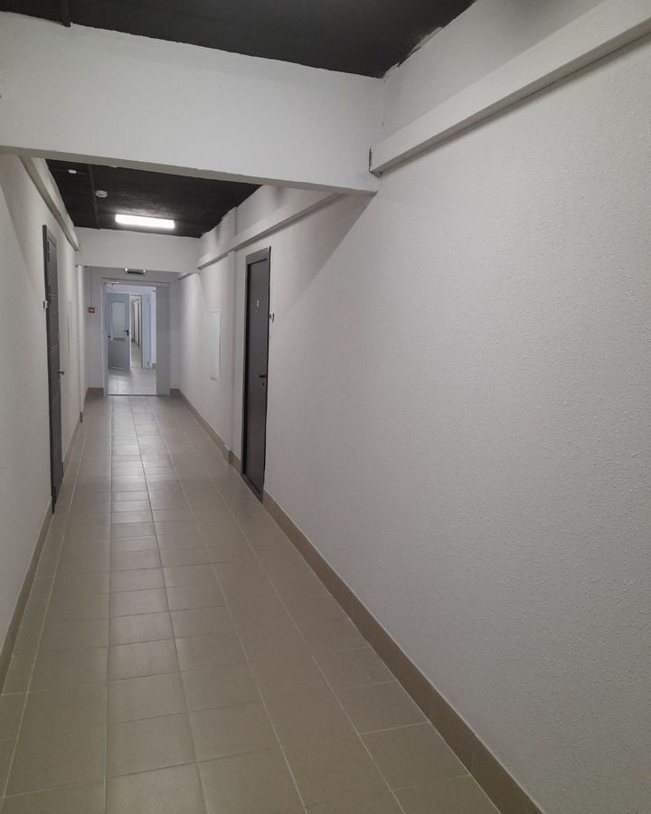 квартира г Волгоград р-н Кировский ул им. Гаря Хохолова 13 фото 10