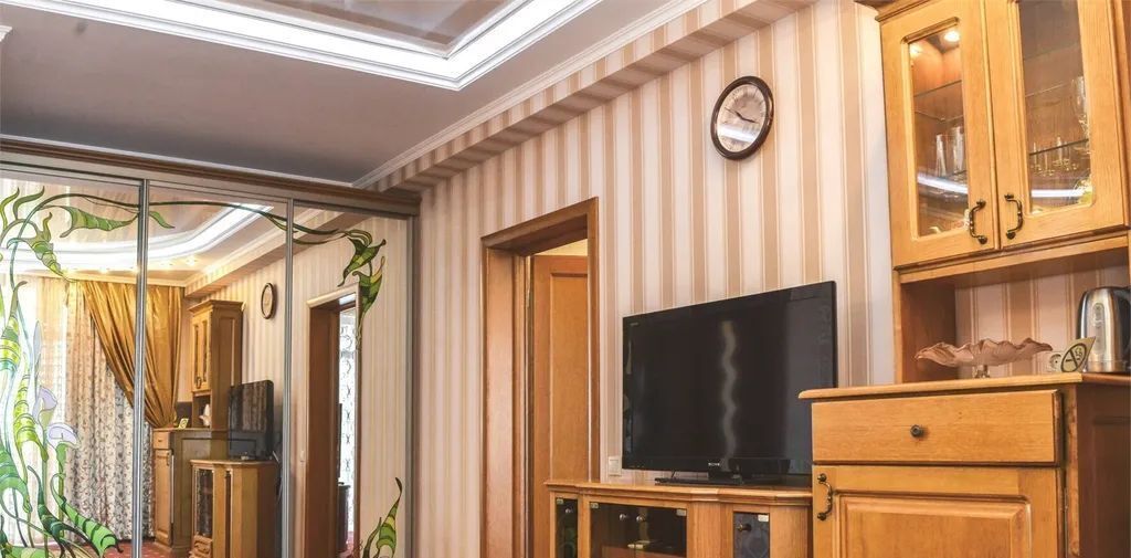 комната г Алушта ул Набережная 24г фото 5