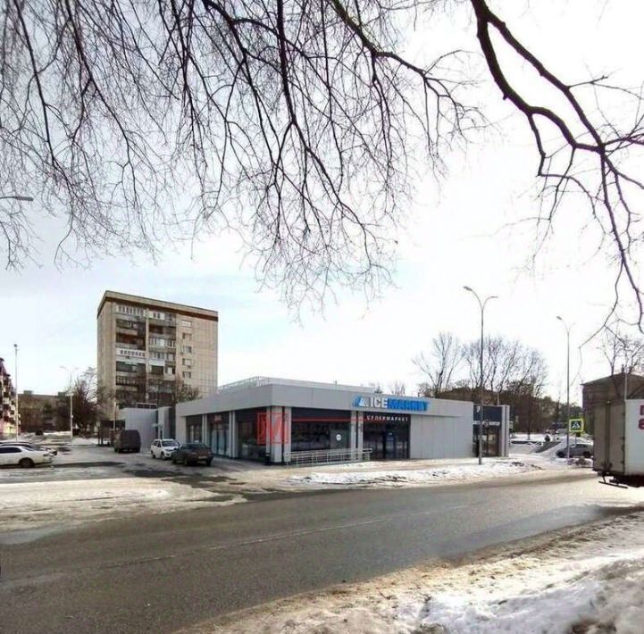 торговое помещение г Старый Оскол микрорайон Приборостроитель 6А фото 2