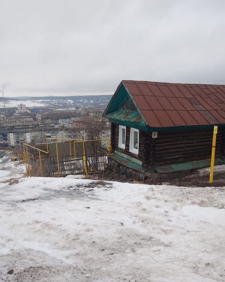 дом г Усть-Катав ул Центральная 61 Усть-Катавский г. о. фото 1