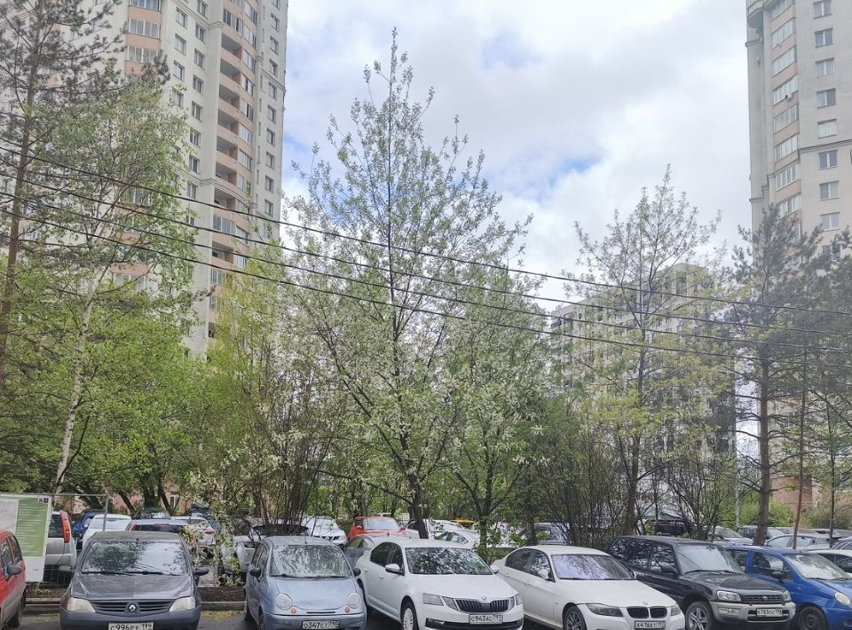 квартира г Москва метро Селигерская ул Дегунинская 1к/4 фото 6