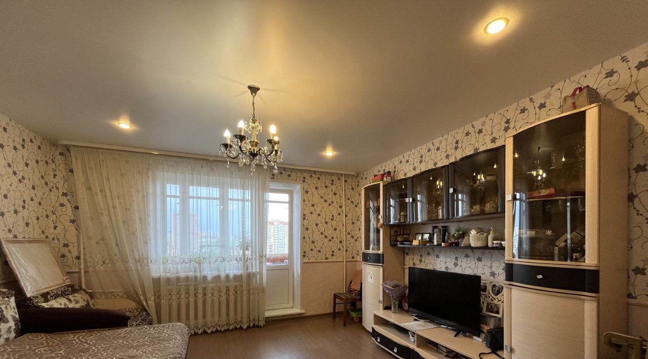 квартира г Пермь р-н Дзержинский ул Мильчакова 37 фото 4