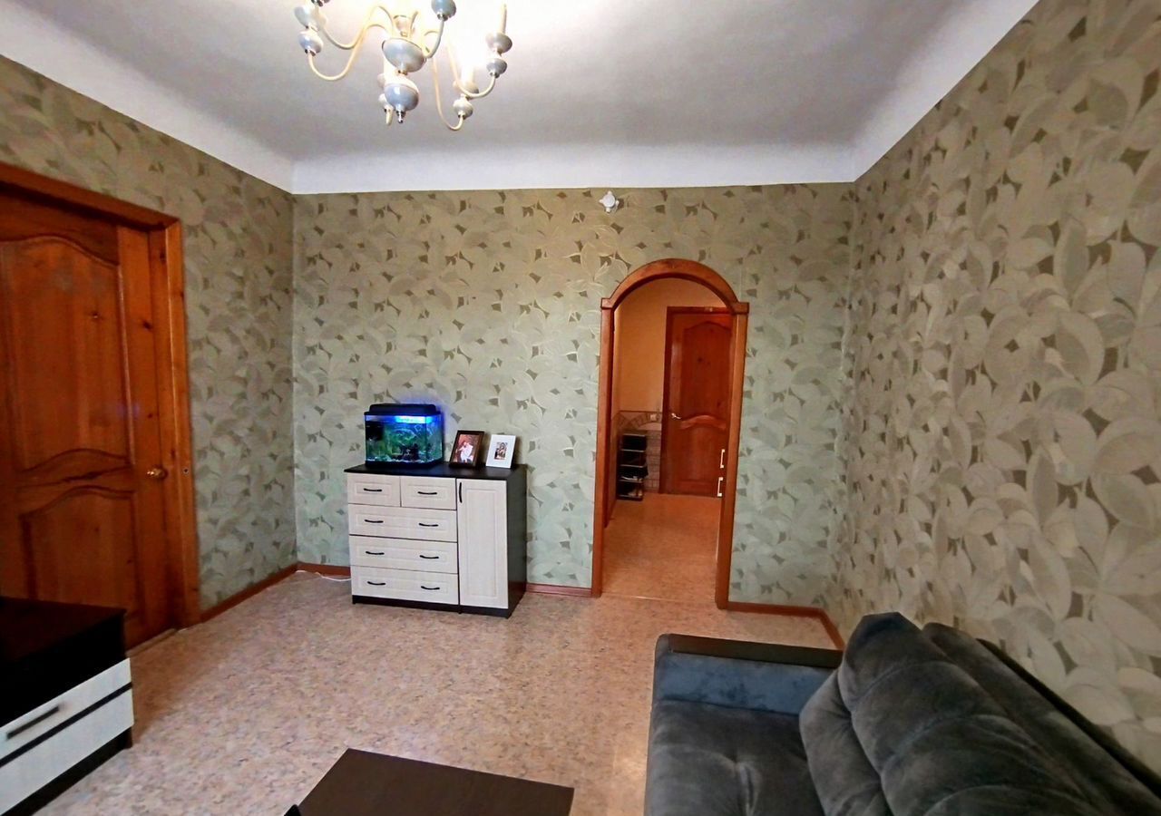 квартира г Междуреченск пр-кт Коммунистический 8 фото 1