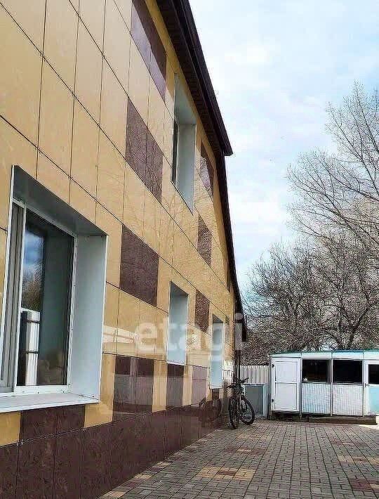 дом р-н Яковлевский г Строитель ул Октябрьская 3 фото 3
