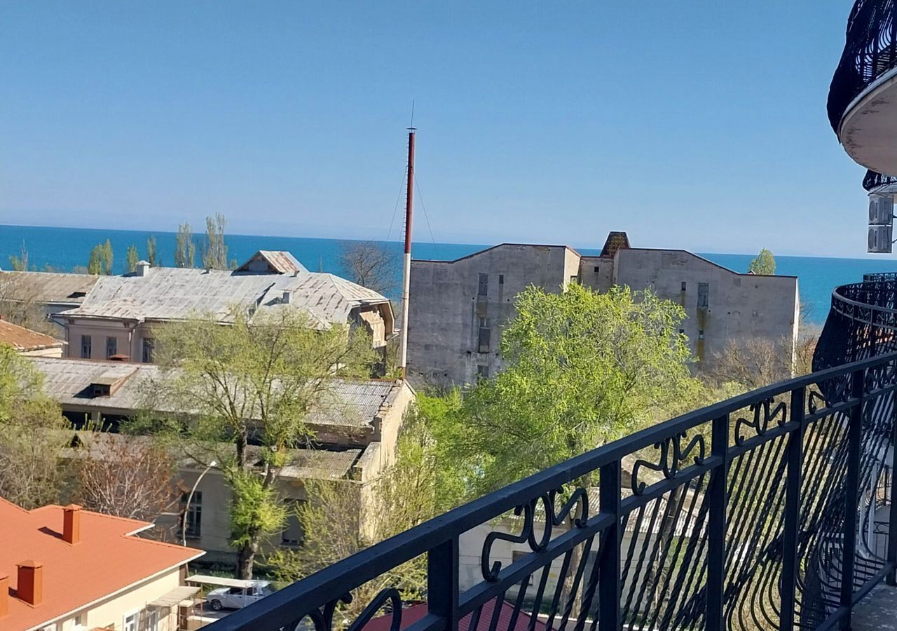 квартира г Евпатория ул Кирова 13 фото 1