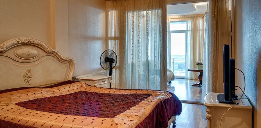комната г Алушта п Утес ул Гагариной 25/33 фото 2