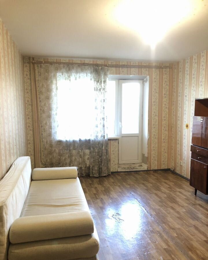 квартира г Саратов р-н Заводской ул Омская 1б фото 1
