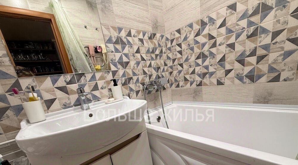 квартира г Волгоград р-н Краснооктябрьский ул Триумфальная 24 фото 18