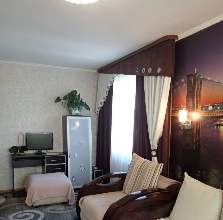 квартира г Барнаул р-н Железнодорожный ул Георгия Исакова 128 фото 3