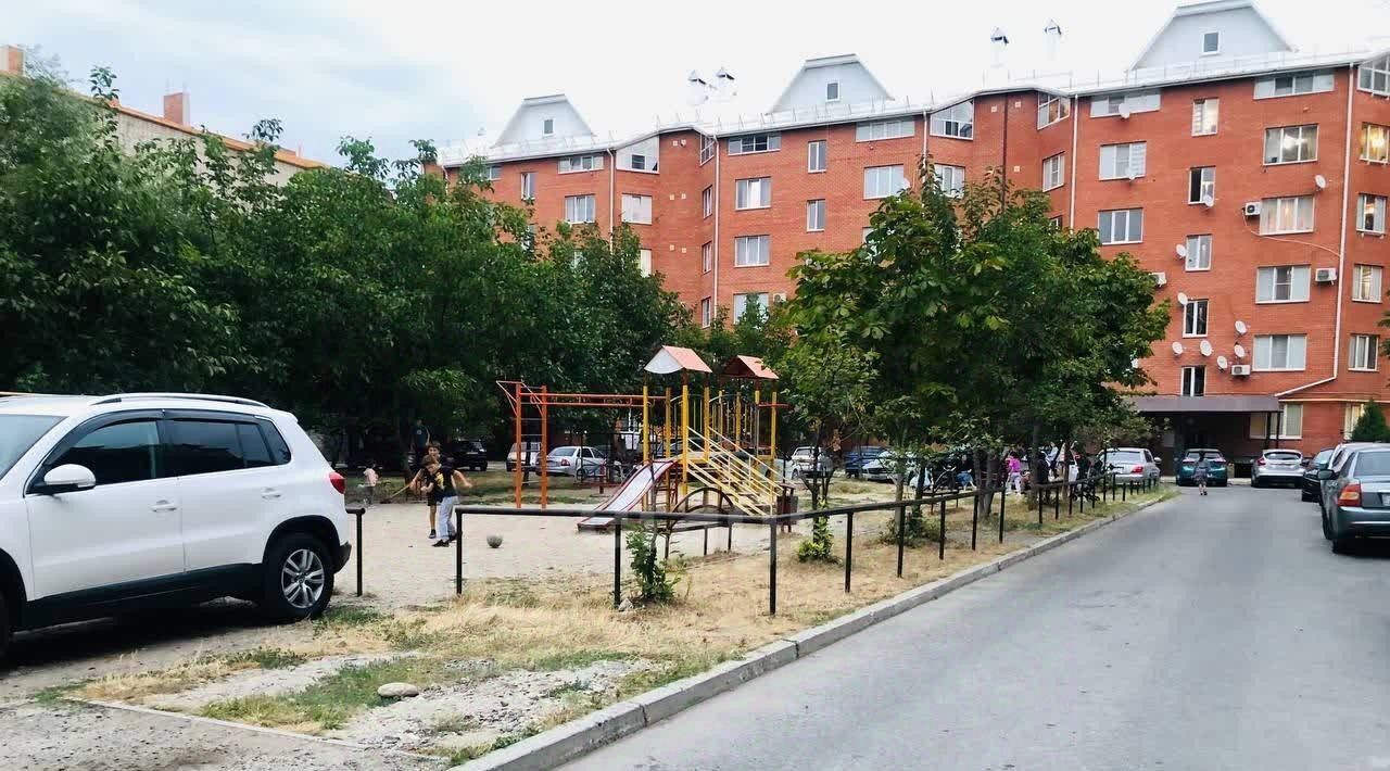 квартира г Черкесск ул Октябрьская 378 фото 15
