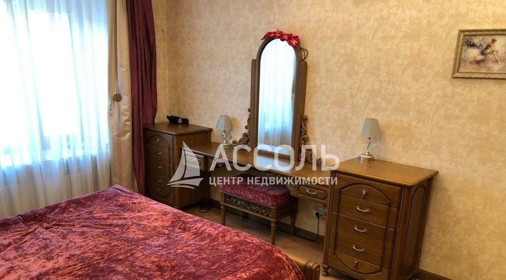 квартира г Омск р-н Центральный ул Комиссаровская 2 фото 9