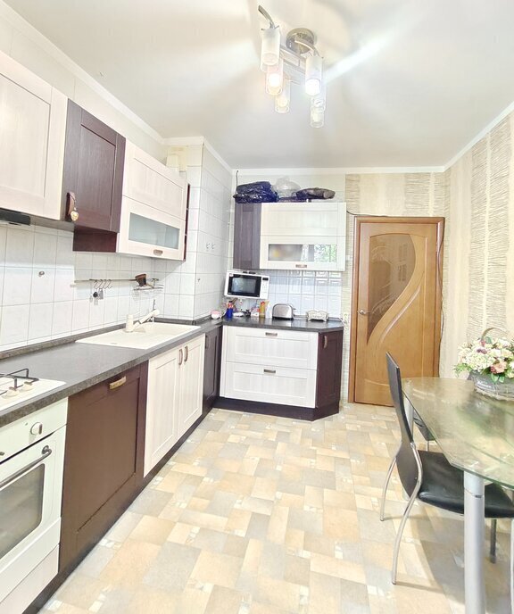 квартира г Саратов улица имени П. Ф. Батавина, 4 фото 11