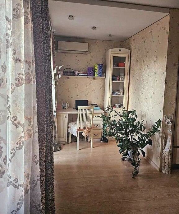 квартира г Тюмень ул Мельничная 26 фото 3