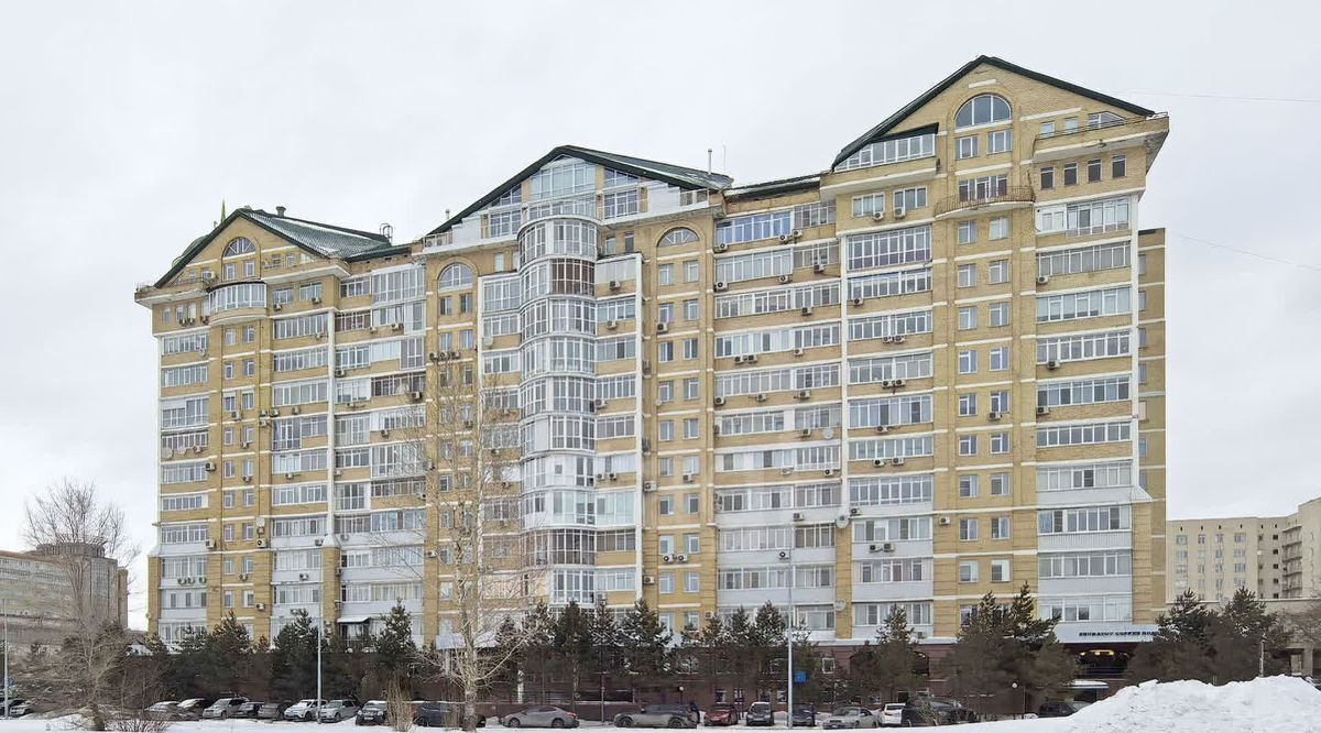 квартира г Омск р-н Центральный наб Тухачевского 16 фото 1