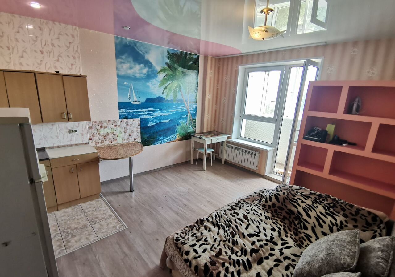 квартира г Волгоград р-н Тракторозаводский ул им. Демьяна Бедного 2а фото 3