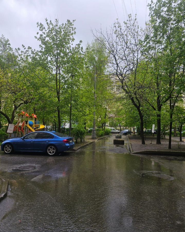 комната г Москва метро Смоленская б-р Новинский 18б фото 16