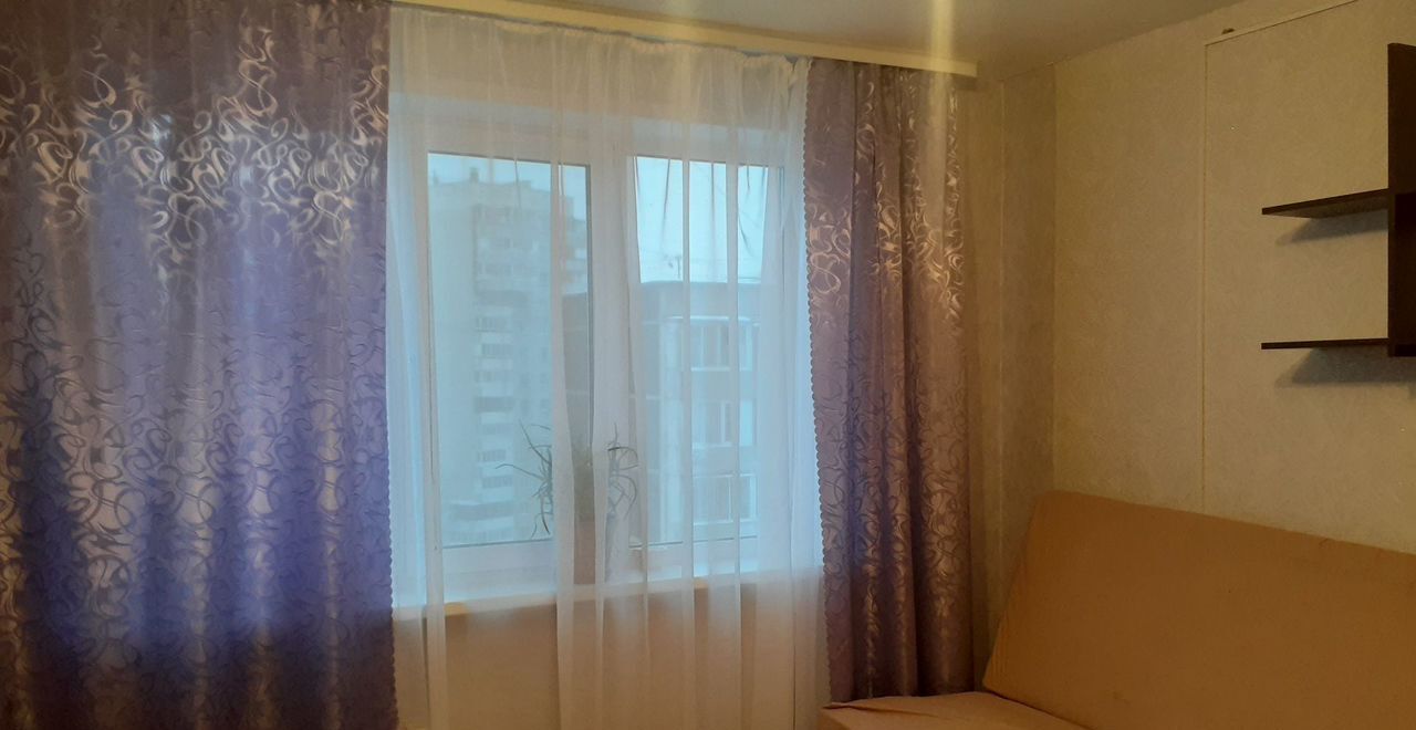 комната г Екатеринбург р-н Железнодорожный Уральская ул Пехотинцев 17 фото 1
