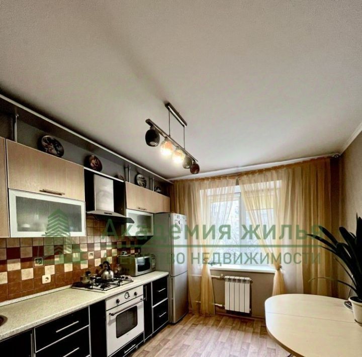 квартира г Энгельс ул Маяковского 48а фото 6