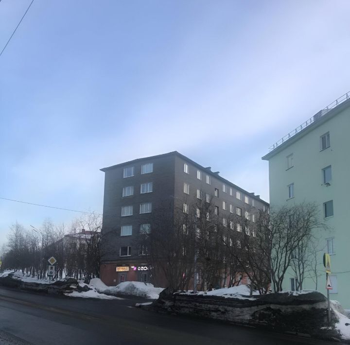 квартира г Кировск ул Мира 10 фото 8