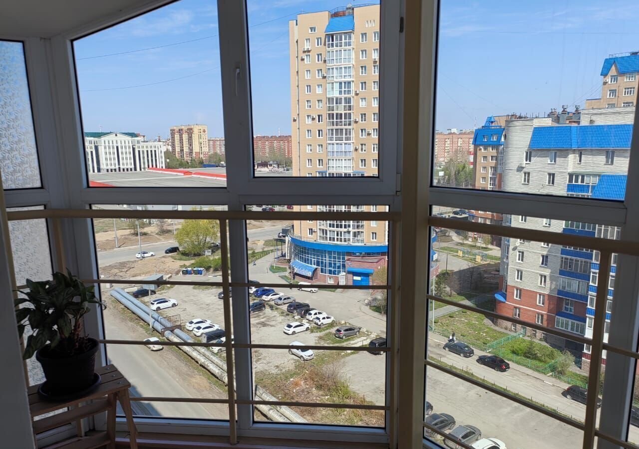 квартира г Омск р-н Кировский б-р Архитекторов 13 фото 12