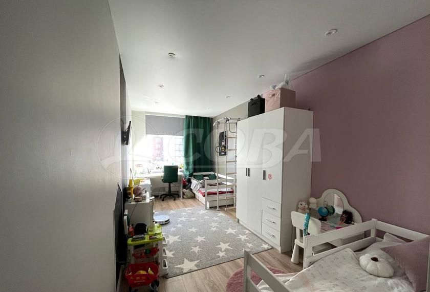 квартира г Тюмень р-н Ленинский ул Тимофея Чаркова 81к/2 фото 13
