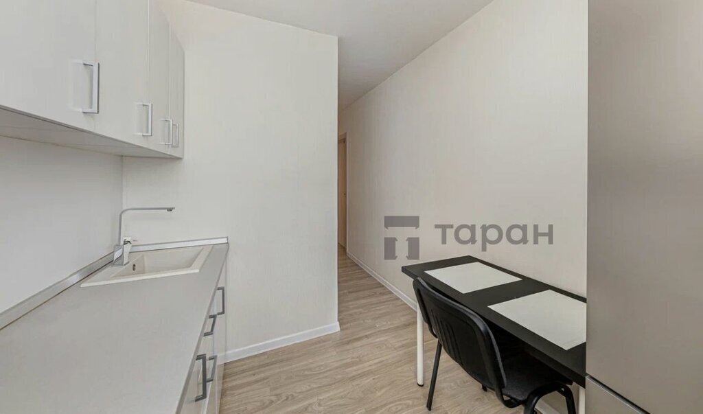 квартира г Челябинск ул Захаренко 2 фото 6