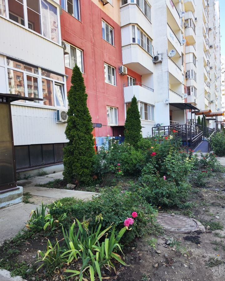 квартира г Краснодар р-н Прикубанский ул им. Александра Покрышкина 2/1 фото 14