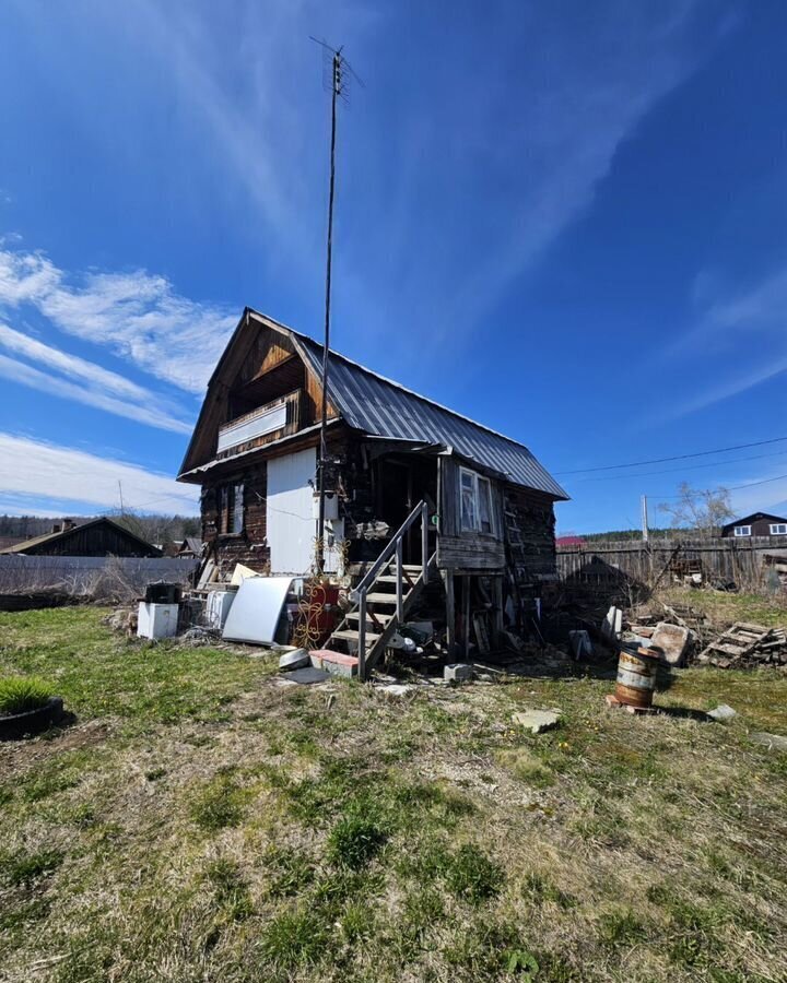 дом г Дегтярск ул Полевская 3 фото 1