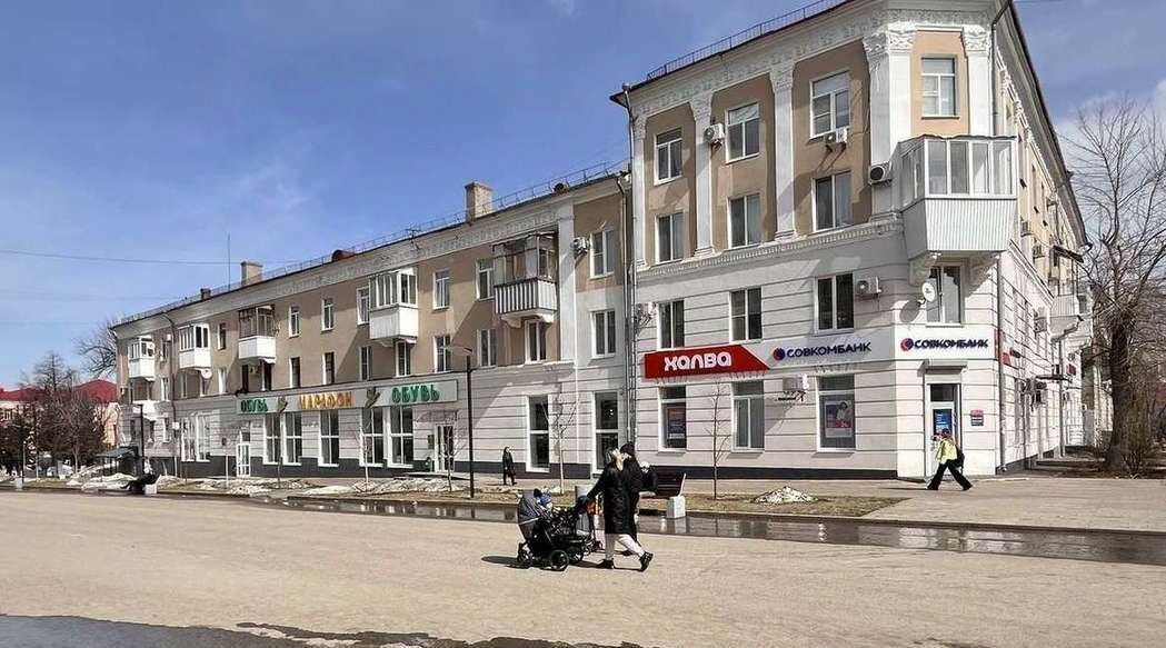 торговое помещение г Новокуйбышевск ул Миронова 4 фото 2