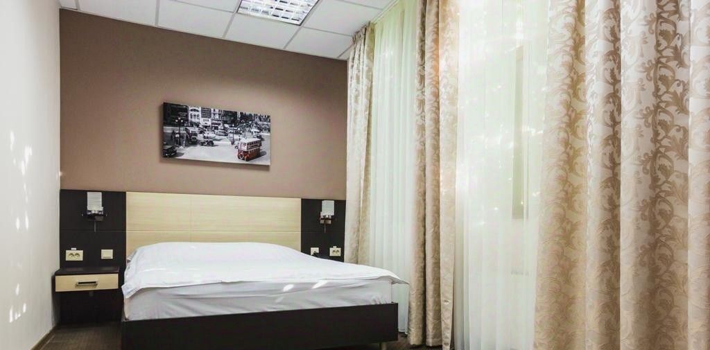 комната г Екатеринбург ул Гоголя 15е Площадь 1905 года фото 11
