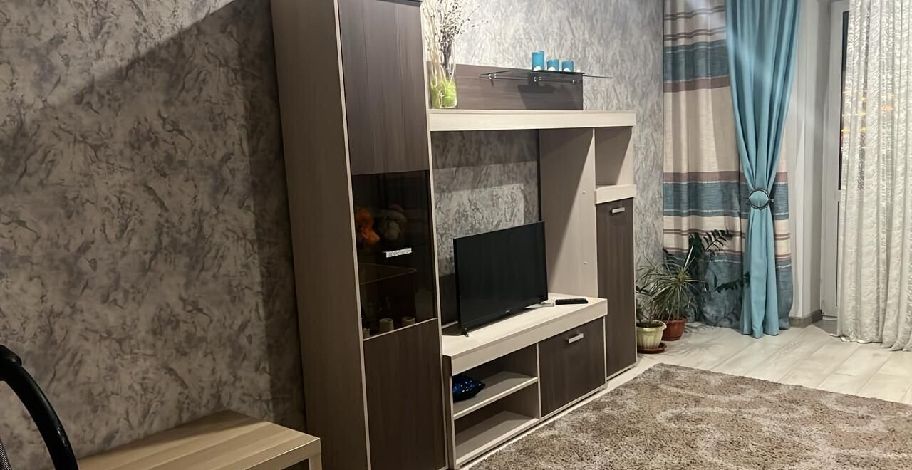 квартира г Абакан ул Чертыгашева 166 фото 2