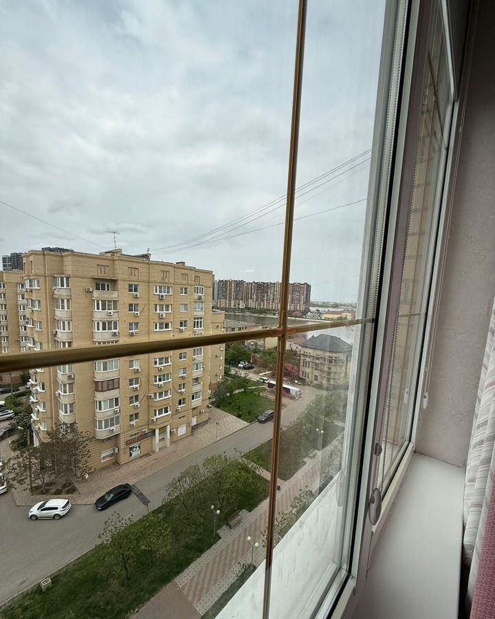 квартира г Астрахань р-н Советский ул Набережная Приволжского затона 17к/1 фото 17