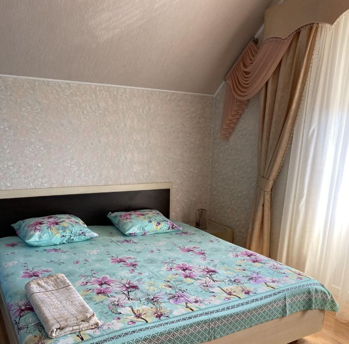 дом г Феодосия пгт Орджоникидзе пер Больничный 4 фото 2