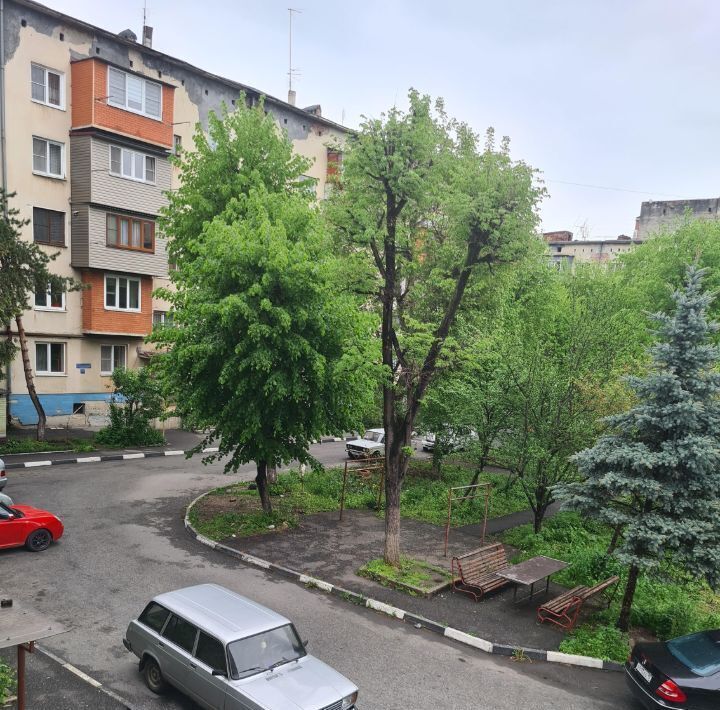 квартира г Владикавказ р-н Затеречный ул Кырджалийская фото 12