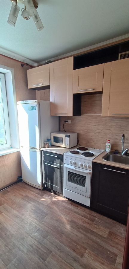 квартира г Тольятти р-н Автозаводский ул Революционная 18 фото 5