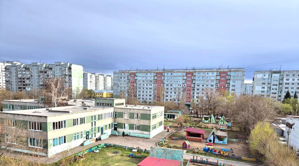 квартира г Омск р-н Центральный ул Омская 112 фото 11