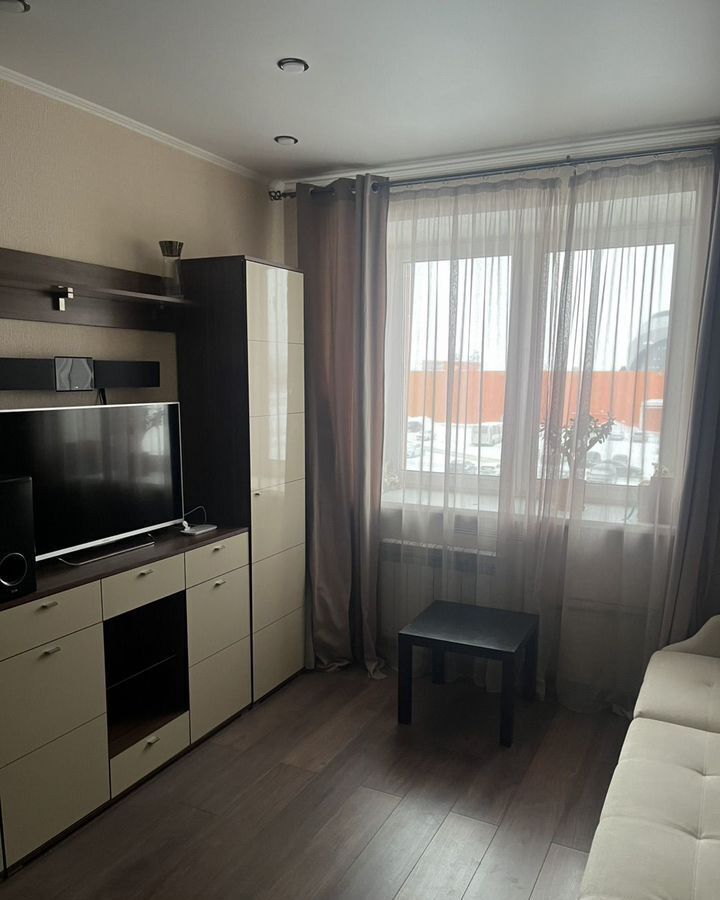 квартира г Омск р-н Кировский ул Перелета 34 фото 2
