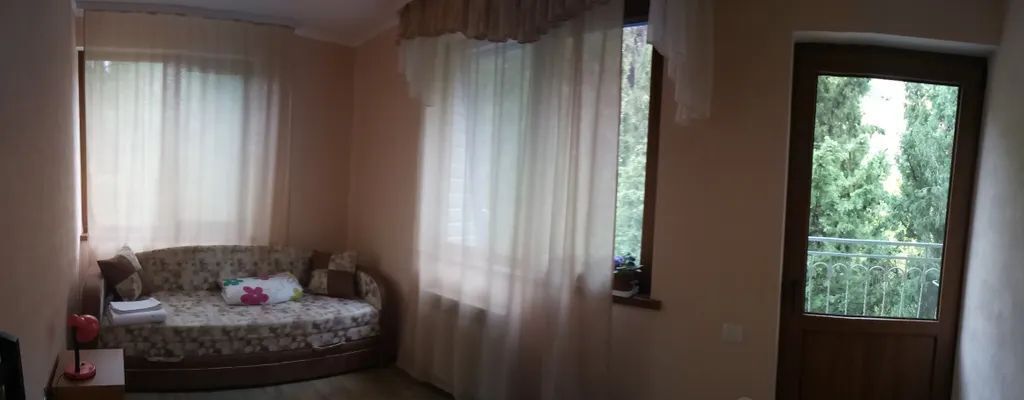 комната г Алушта пгт Партенит ул Солнечная 13а фото 12