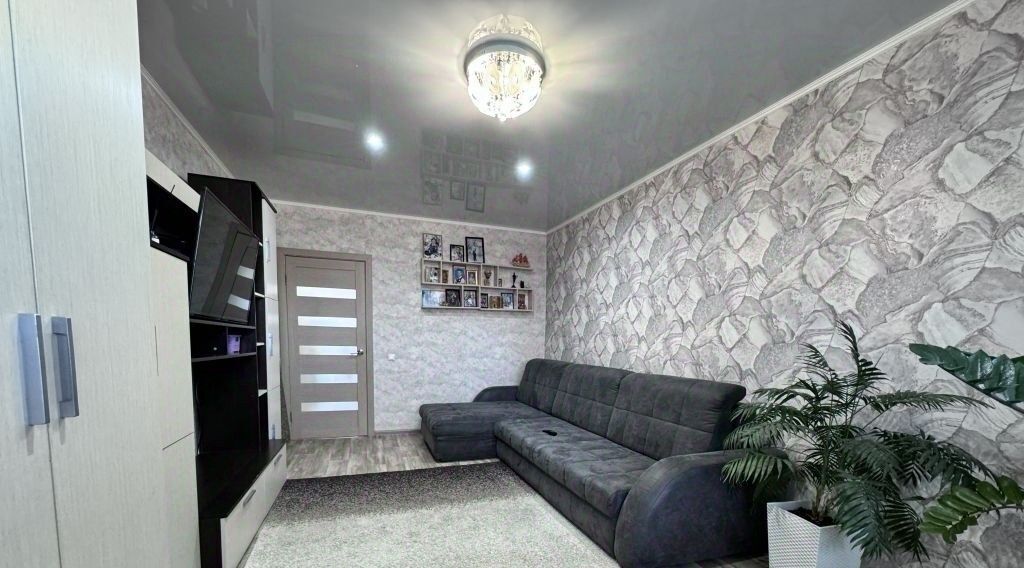 квартира г Саратов р-н Кировский ул им Тархова С.Ф. 43 фото 9