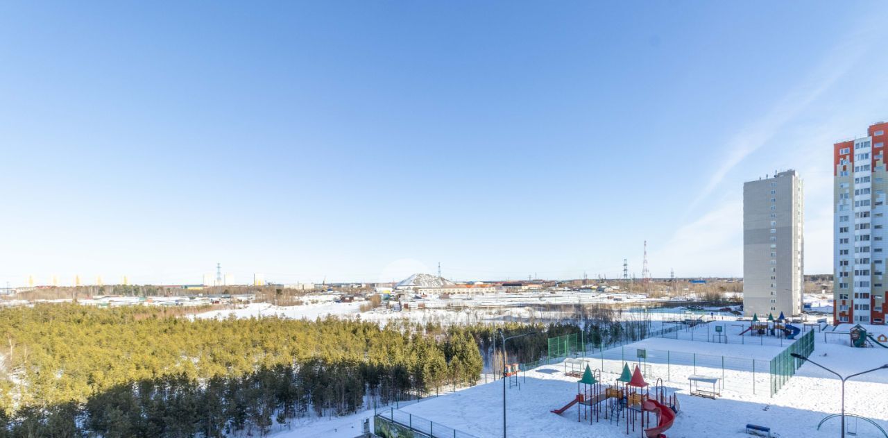 квартира г Сургут ул Ивана Захарова 12/1 30А фото 30