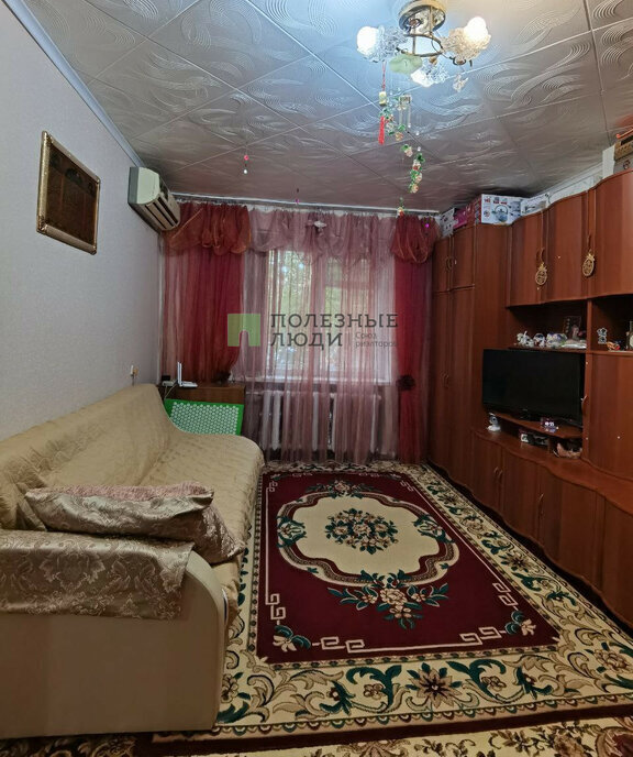 квартира г Астрахань пр-кт Бумажников 20б фото 1
