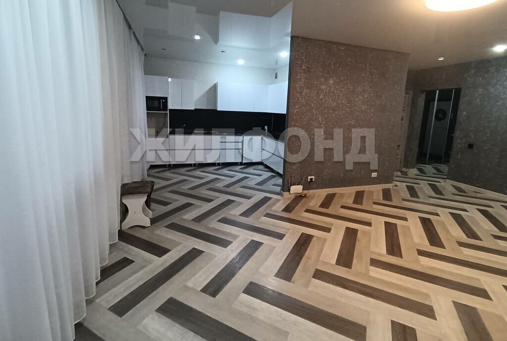 квартира г Абакан ул Чертыгашева 166 фото 2