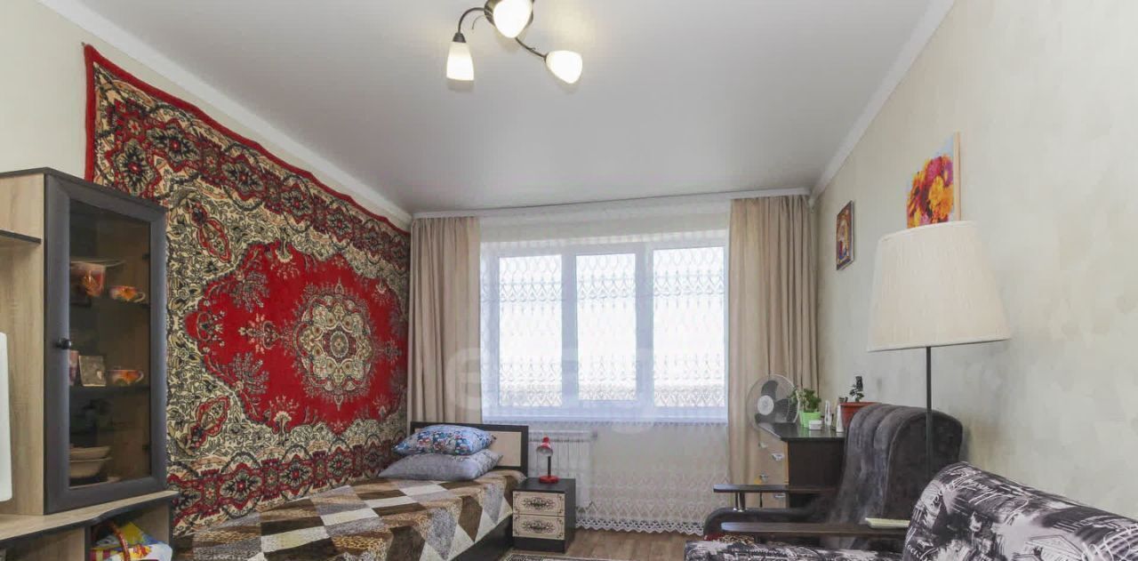 квартира г Омск мкр Крутая Горка р-н Октябрьский ул В.А.Силина 11 фото 3