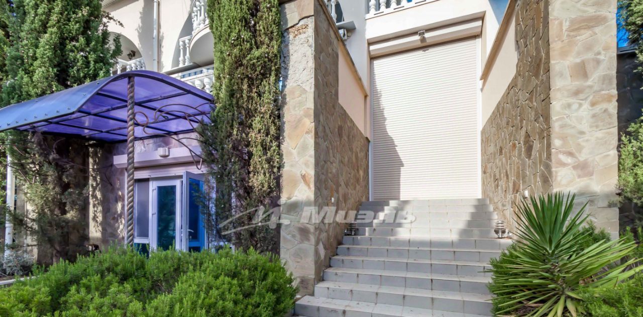 дом г Алушта п Семидворье мкр Волна 1 фото 4