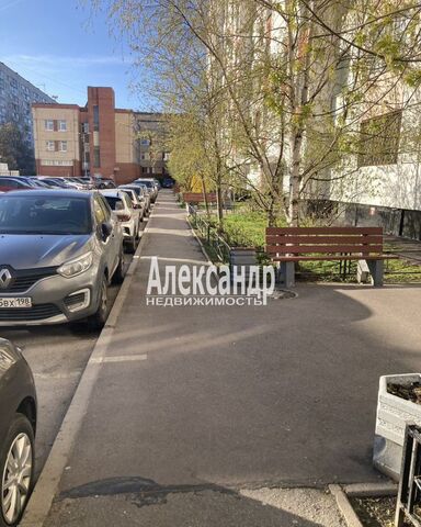 метро Проспект Большевиков ул Коммуны 30к/1 фото