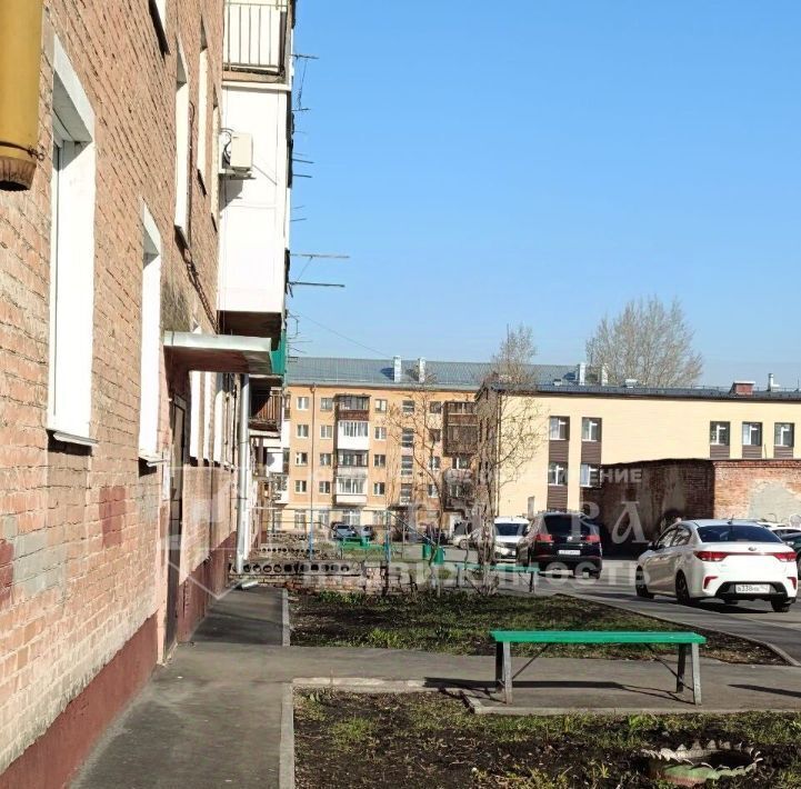 квартира г Кемерово р-н Заводский ул Патриотов 4 фото 3