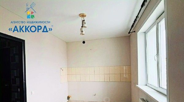 квартира г Барнаул р-н Железнодорожный ул Молодежная 59 фото 2