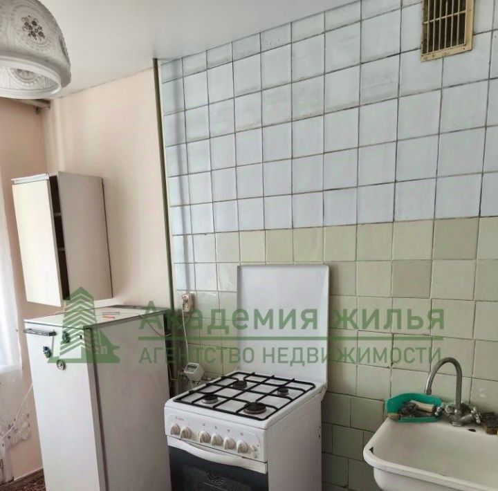 квартира г Саратов р-н Фрунзенский ул. Имени В. Г. Рахова, 91/101 фото 2